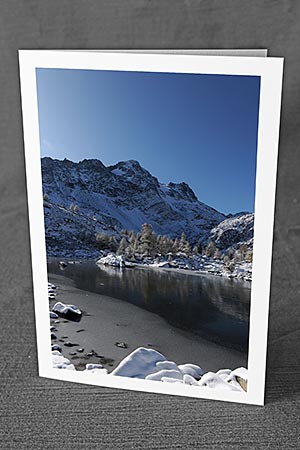 A5-Fotokarte/Klappkarte mit hochwertigem Papierabzug, Einlageblatt und Umschlag. Fototitel: Spiegelung im Eis (Klappkarte, Kunstkarte)