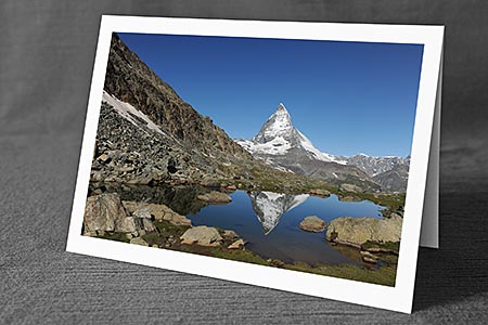 A5-Fotokarte/Klappkarte mit hochwertigem Papierabzug, Einlageblatt und Umschlag. Fototitel: Grusskarte Matterhorn (Klappkarte, Kunstkarte)