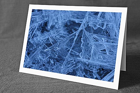 A5-Fotokarte/Klappkarte mit hochwertigem Papierabzug, Einlageblatt und Umschlag. Fototitel: Vielseitige Formen im Eis (Klappkarte, Kunstkarte)