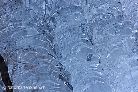 A5-Fotokarte/Klappkarte mit hochwertigem Papierabzug, Einlageblatt und Umschlag. Fototitel: Interessant geformtes Eis (Klappkarte, Kunstkarte)