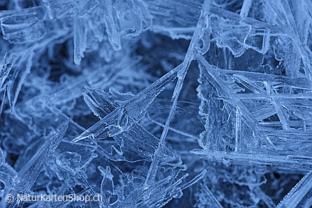 A5-Fotokarte/Klappkarte mit hochwertigem Papierabzug, Einlageblatt und Umschlag. Fototitel: Vielseitige Formen im Eis (Klappkarte, Kunstkarte)