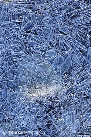 A5-Fotokarte/Klappkarte mit hochwertigem Papierabzug, Einlageblatt und Umschlag. Fototitel: Neujahrskarte leuchtende Eiskristalle (Klappkarte, Kunstkarte)