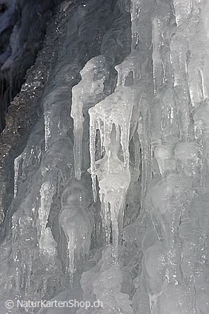 A5-Fotokarte/Klappkarte mit hochwertigem Papierabzug, Einlageblatt und Umschlag. Fototitel: Eisskulptur im Sonnenlicht (Klappkarte, Kunstkarte)